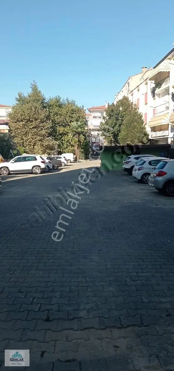 Gemlik Kumlada Denize Sıfır Sitede 2+1 Daire Gemlaktan - Görsel 2