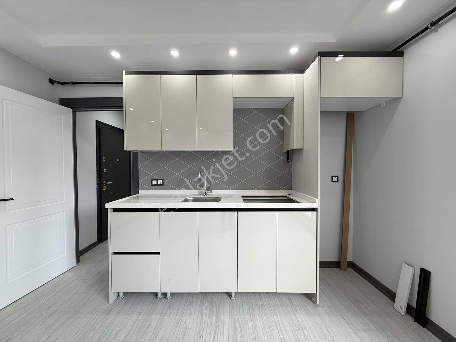Onay 'dan Çerkezköy Merkez Çarşıda Lüks 1+1 Daire Ofis Veya Ev - Görsel 17