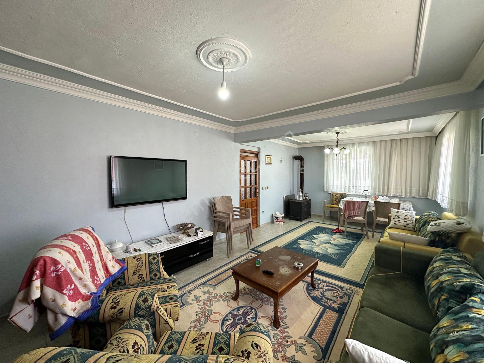 280m² Arsa İçinde Müstakil Ev! 2 Kat İmarlı Bahçeli Kaçmaz! - Görsel 10