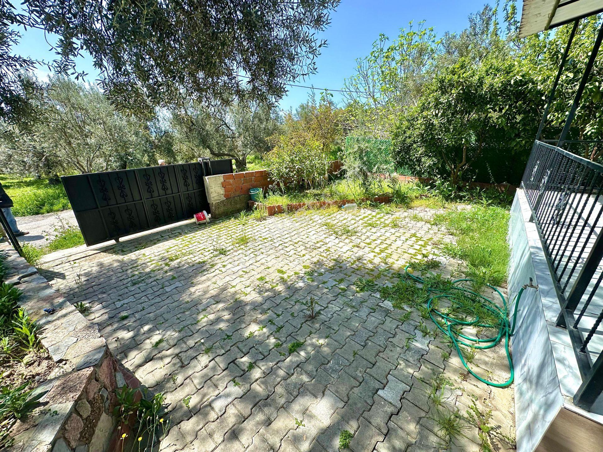 280m² Arsa İçinde Müstakil Ev! 2 Kat İmarlı Bahçeli Kaçmaz! - Görsel 6
