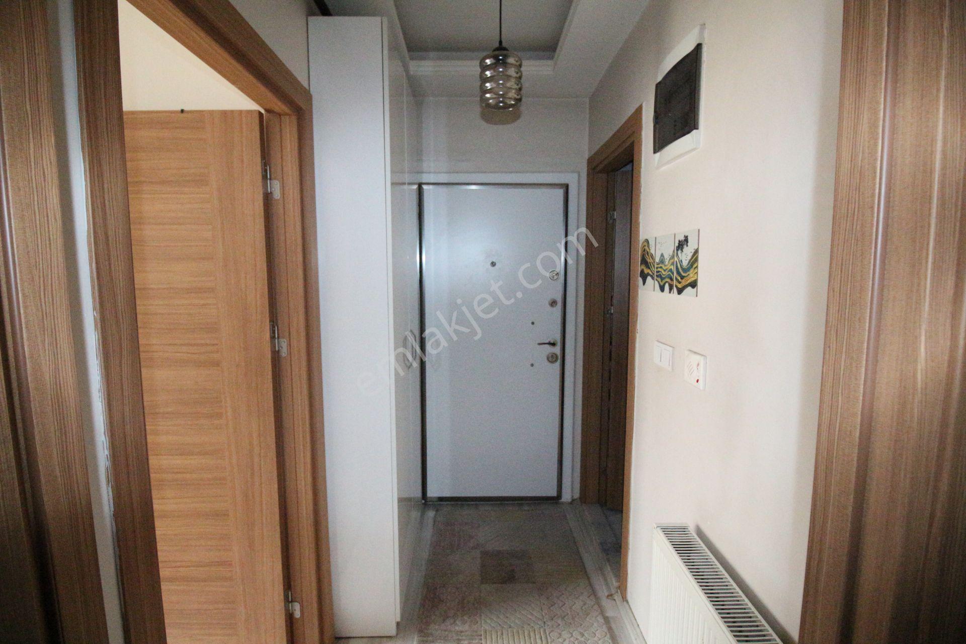 Arga'dan Buca Üçkuyular Meydan Yakını Cadde Üzeri 1+1 Eşyalı Kiralık Daire. - Görsel 20