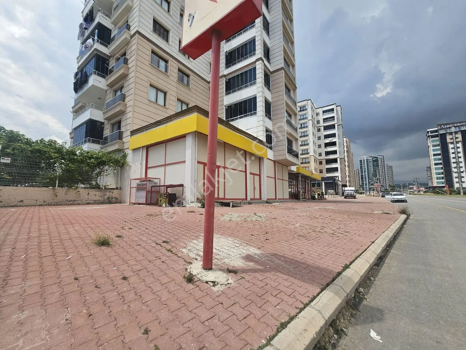 Mersin Toroslar Korukentte Satılık Dükkan - Görsel 3