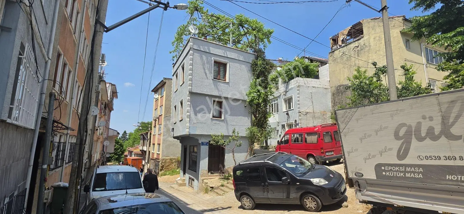 Yeşilde 3 Katlı Müstakil Ev - Görsel 3