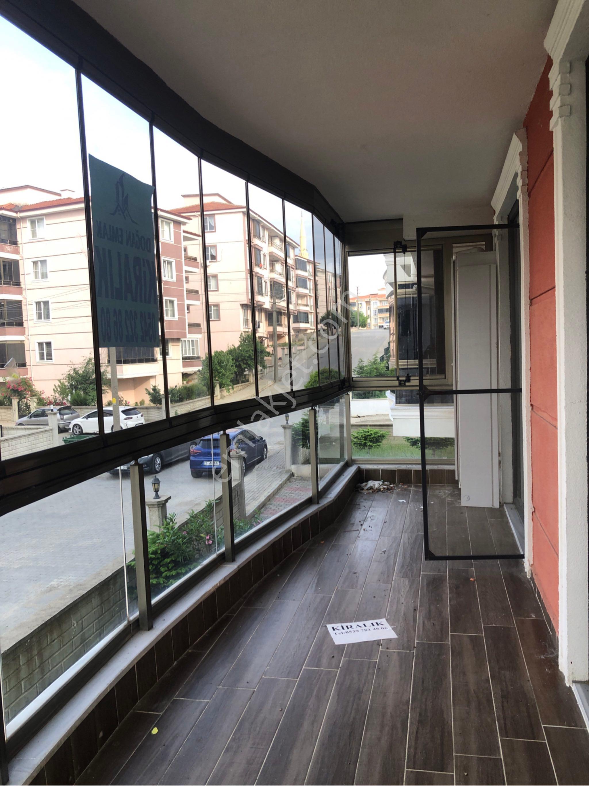 Cumhuriyet Mahallesi Göl Vadi Konutlarında Ebeveyn Banyolu 2+1 Kiralık Daire - Görsel 23
