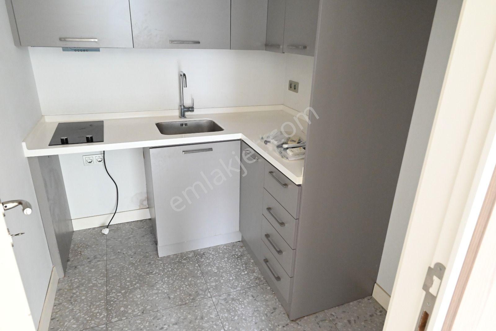 Üstünkent'ten Prestijin Simgesi Ekinci Boyut 34'de 3+1 Şık Ofis - Görsel 19