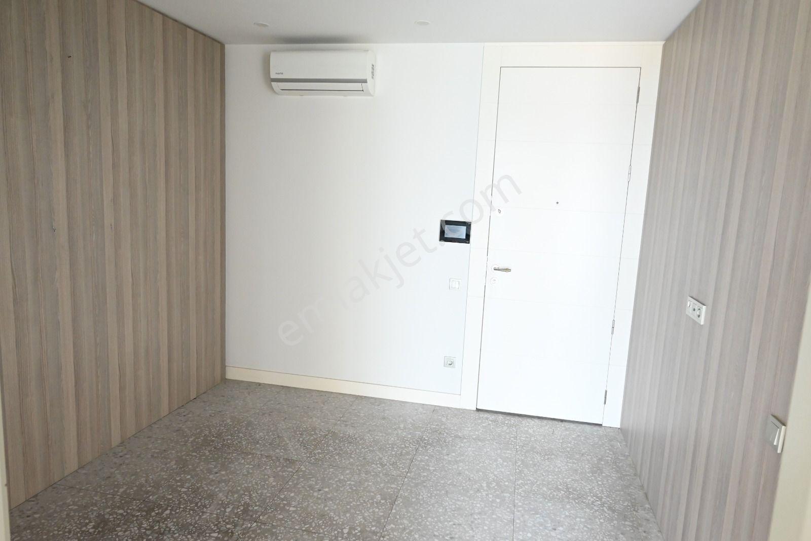 Üstünkent'ten Prestijin Simgesi Ekinci Boyut 34'de 3+1 Şık Ofis - Görsel 14