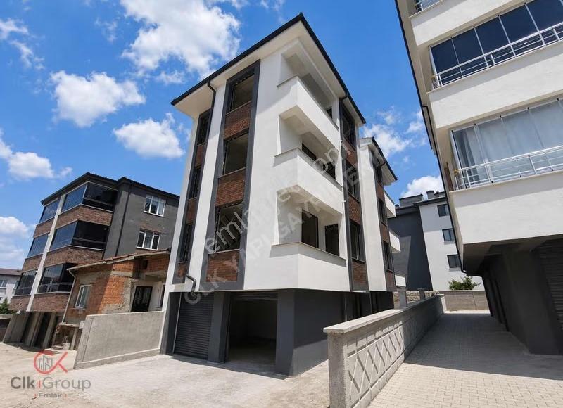 Clk Gm'den Şehir Hastanesi Yakını 2+0 Daireler