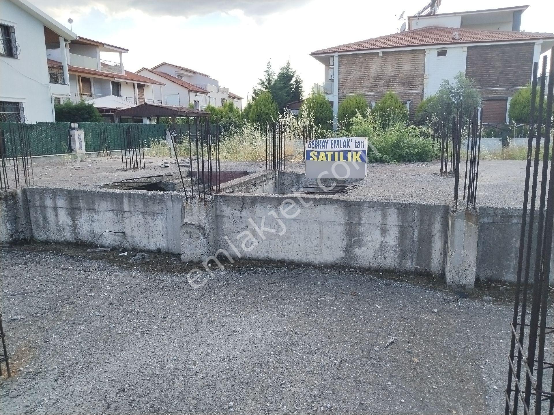 Berkay Emlaktan İstiklal Mahallesinde Satılık İkiz Villalık Arsa - Görsel 18