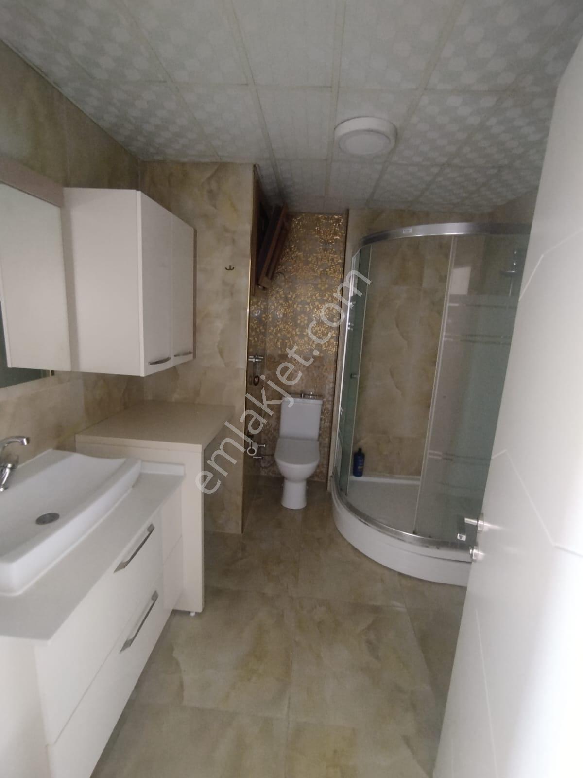 Menderes Merkezde 3+1 Kiralık Daire - Görsel 30