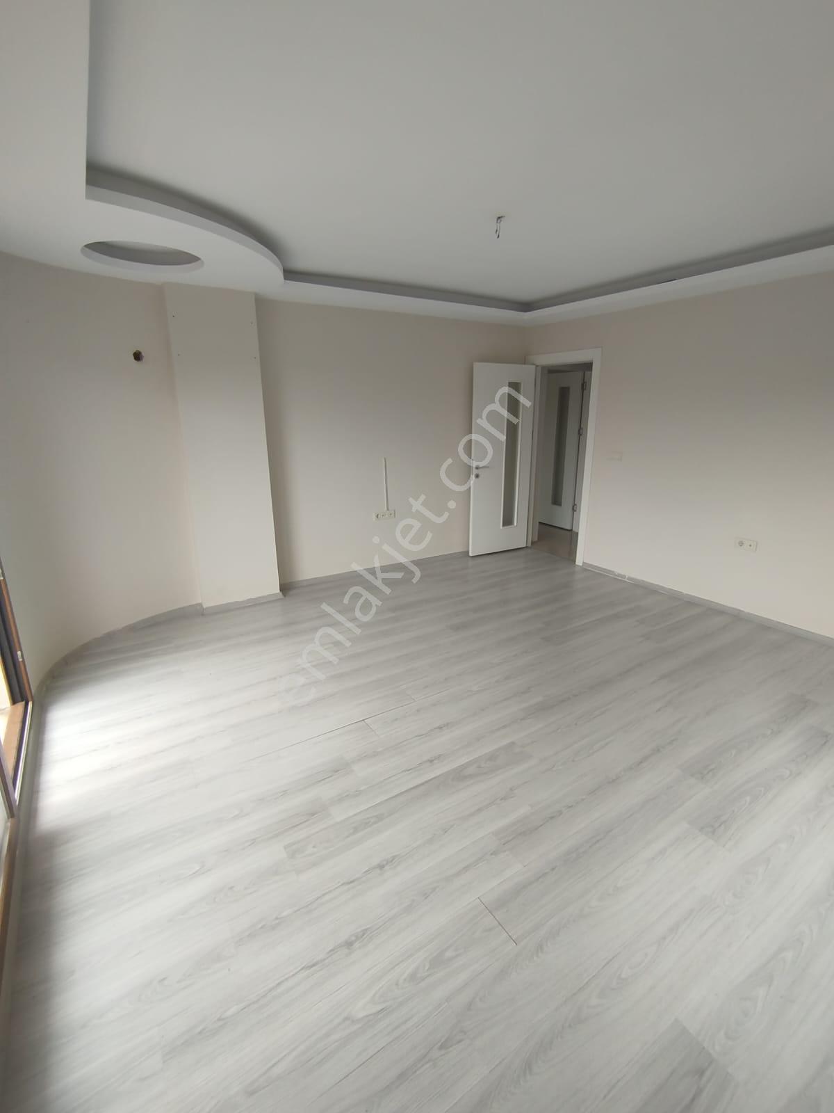 Menderes Merkezde 3+1 Kiralık Daire - Görsel 25