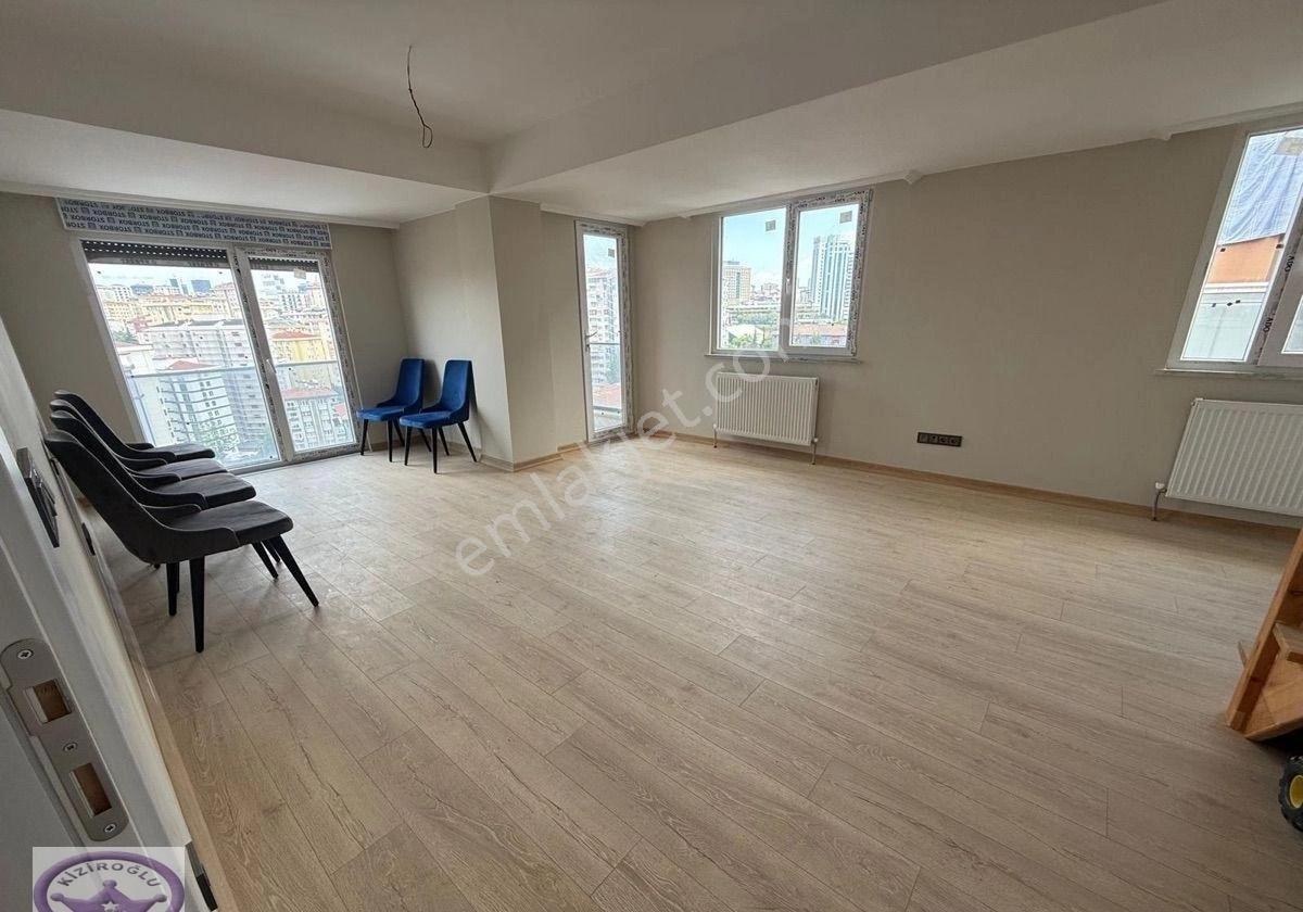 Altıntepe Teraslı 2 Banyolu Dublex Daire - Görsel 23