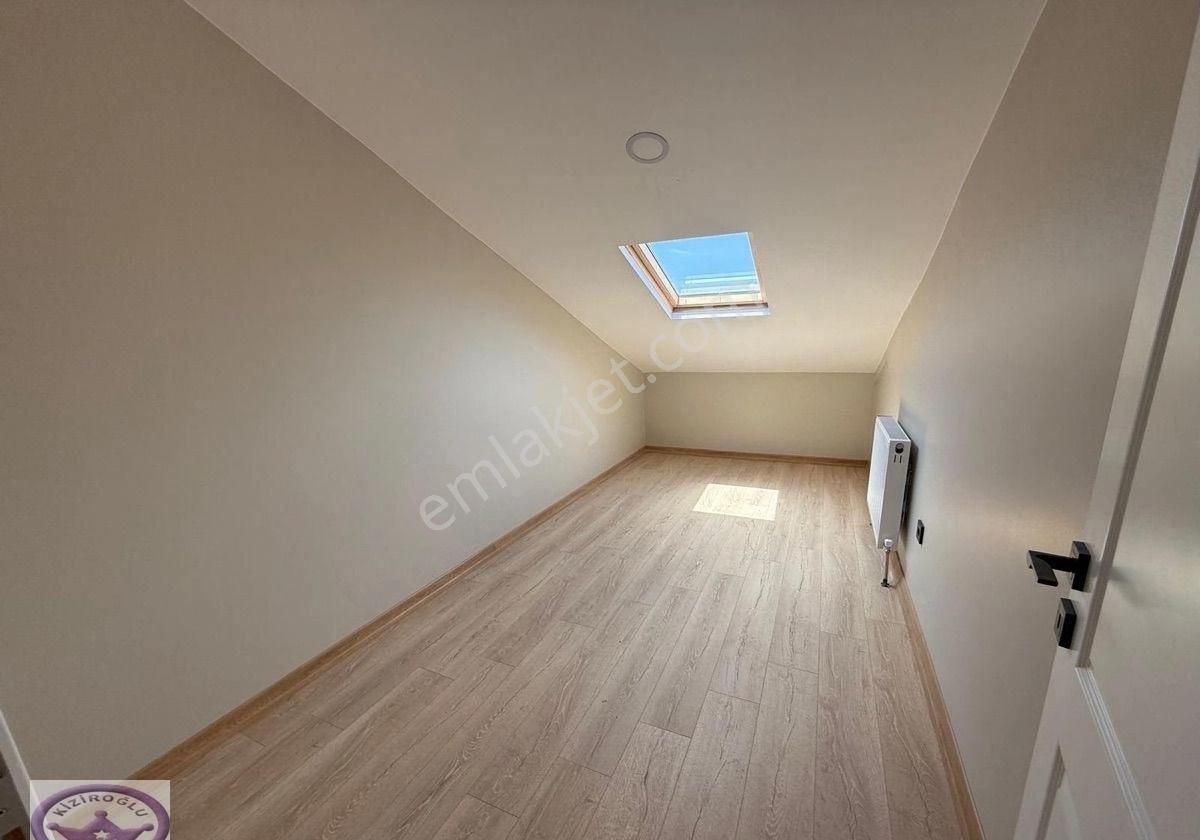Altıntepe Teraslı 2 Banyolu Dublex Daire - Görsel 4