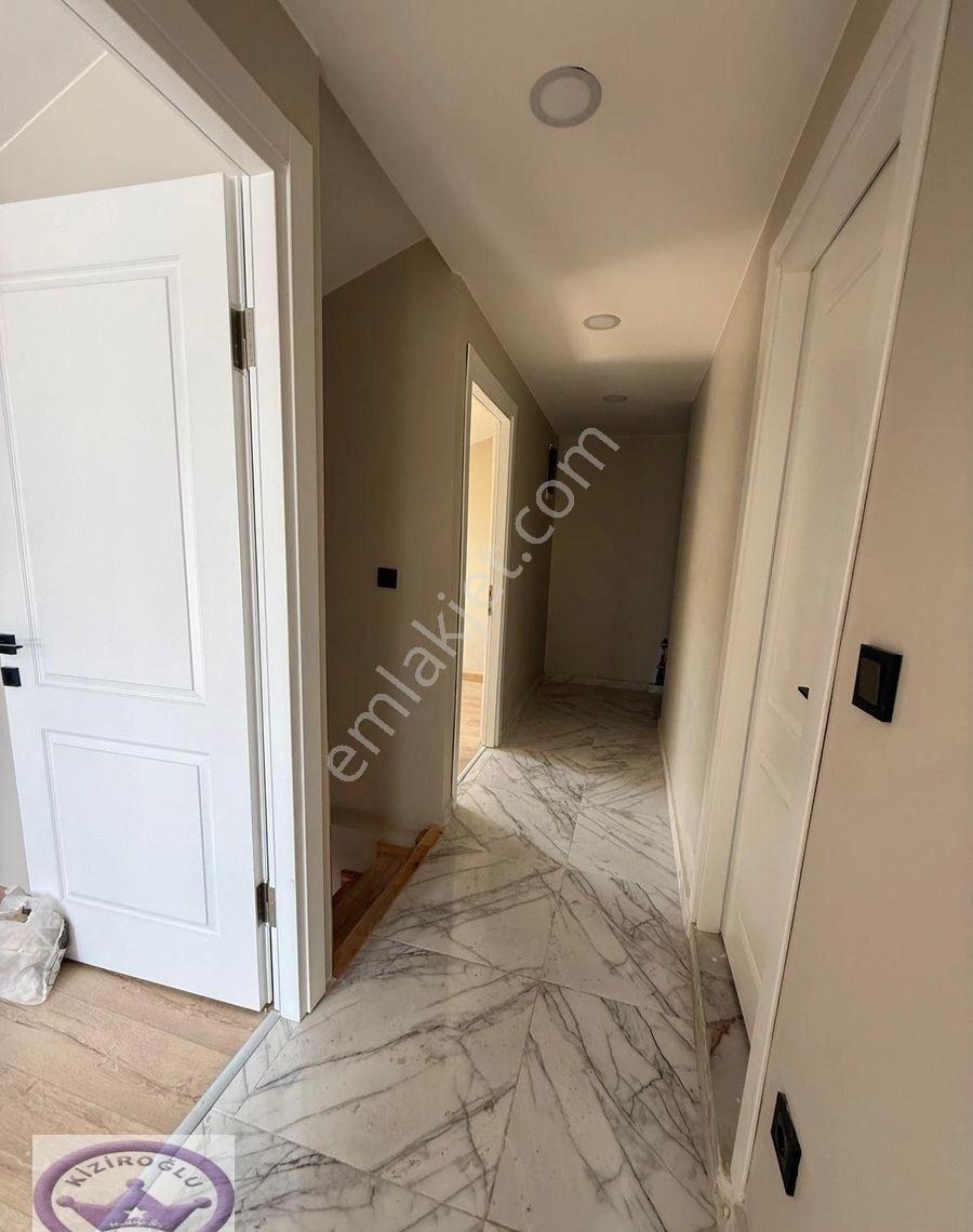 Altıntepe Teraslı 2 Banyolu Dublex Daire - Görsel 19
