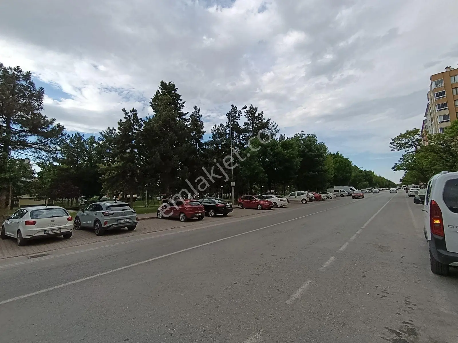 Bozantı 2 De Uzun Süre Oturabilir Kiralık 3+1 Daire - Görsel 3