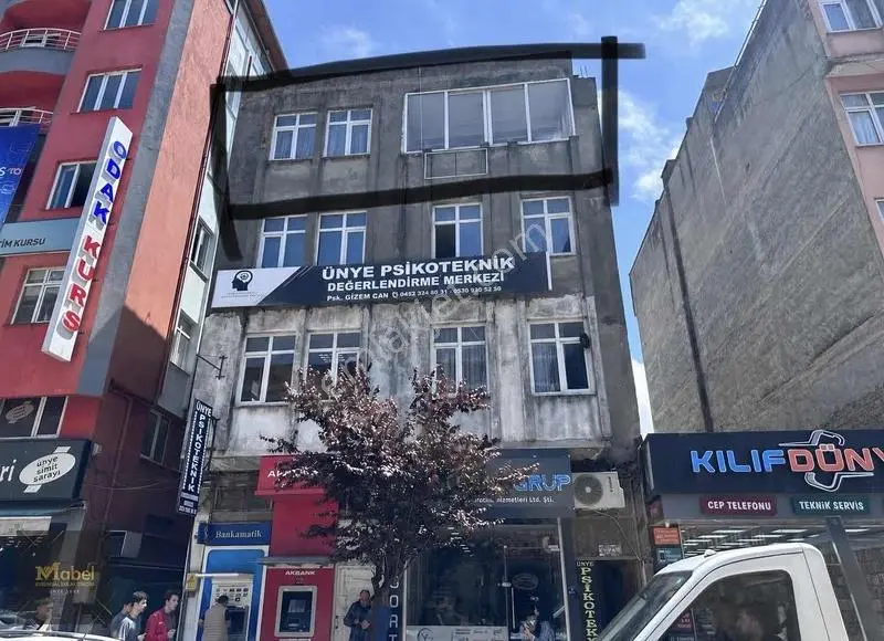 Mabel'den Niksar Caddesinde Geniş 3+1 Şeklinde Ofis