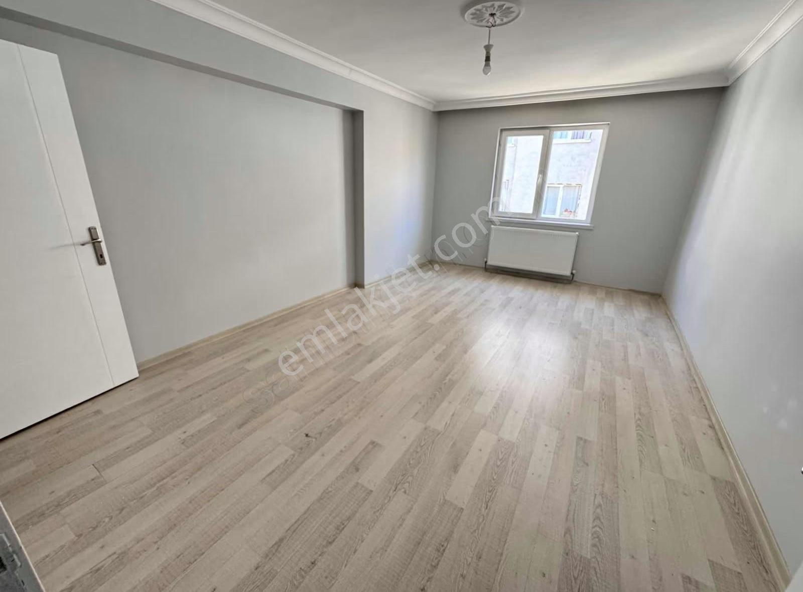 Derman'dan Ön Cephe Ebeveyn+kiler 140m2 İskanlı Çift Balkonlu - Görsel 24