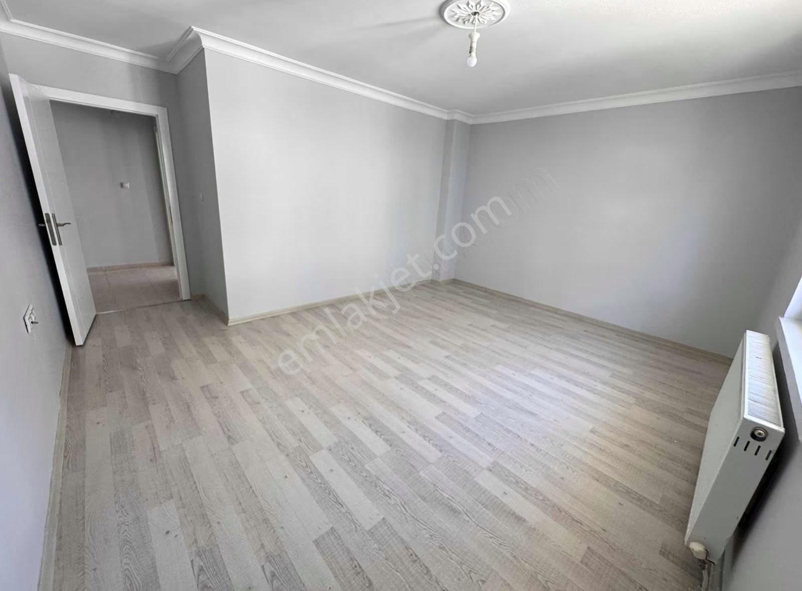 Derman'dan Ön Cephe Ebeveyn+kiler 140m2 İskanlı Çift Balkonlu - Görsel 26