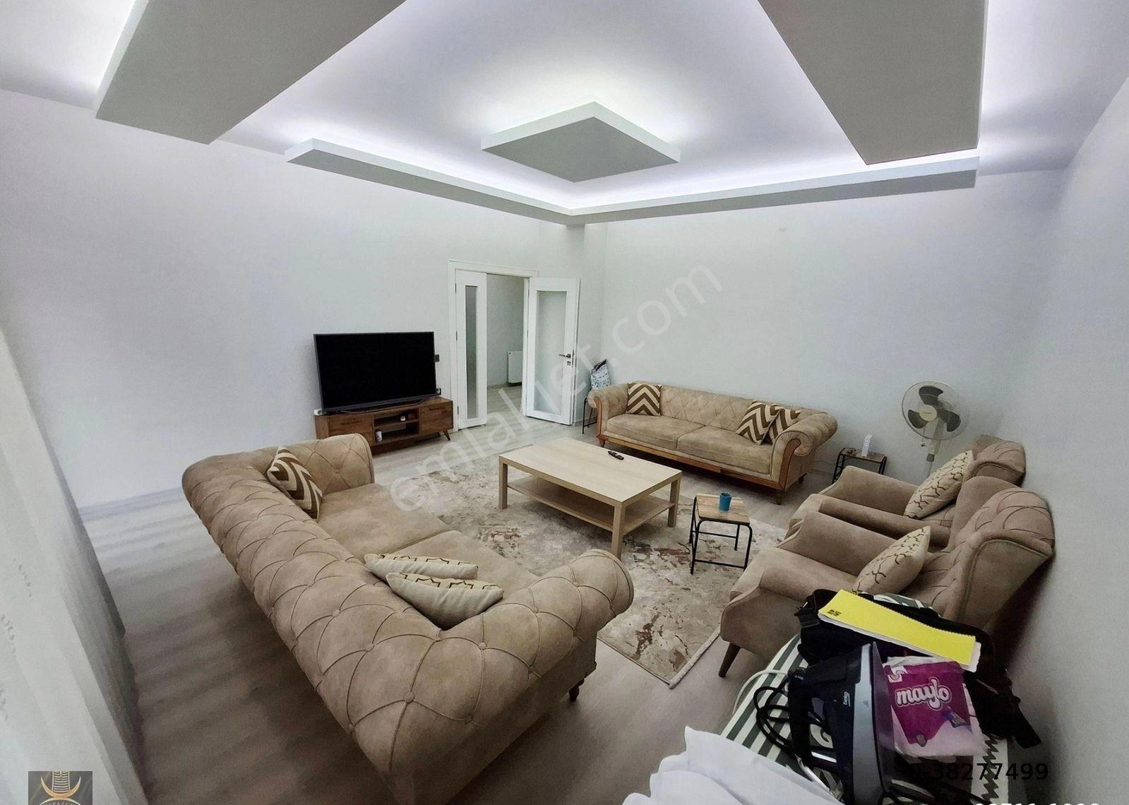 Poyraz Emlaktan Emek Mah.ertaş Caddesi Üzeri 3+1 200m2 Daire - Görsel 12