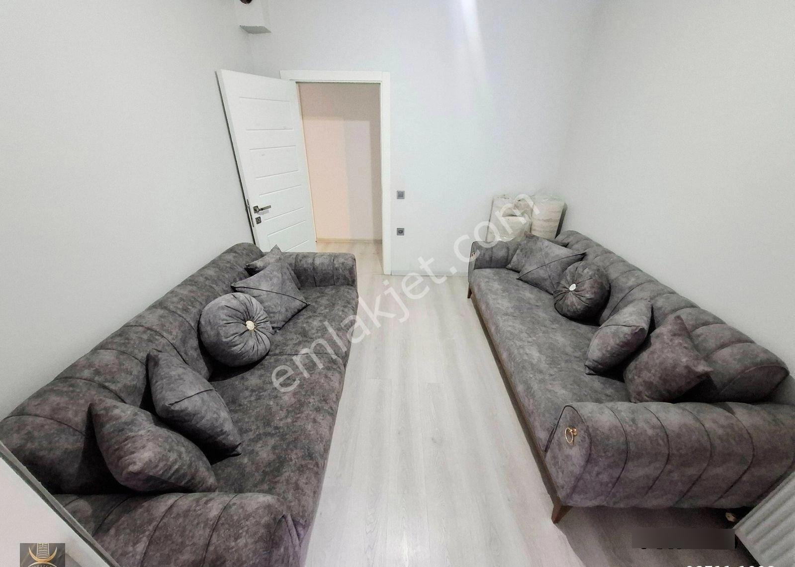 Poyraz Emlaktan Emek Mah.ertaş Caddesi Üzeri 3+1 200m2 Daire - Görsel 23