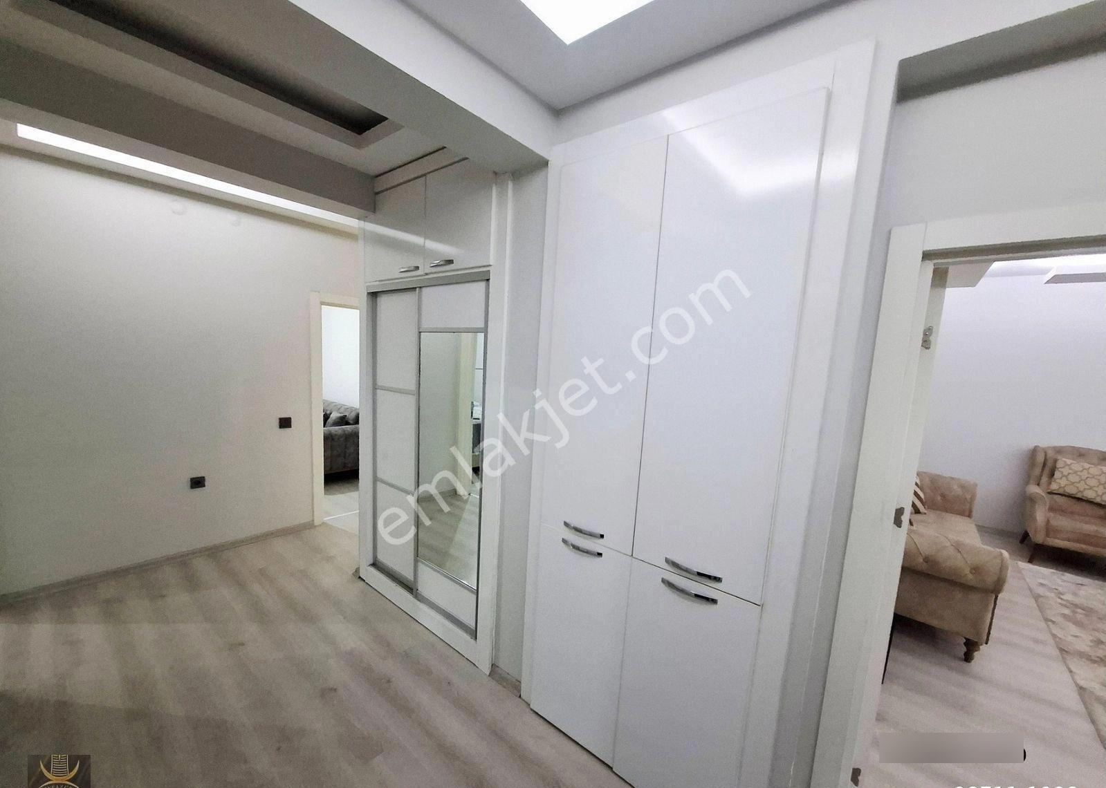 Poyraz Emlaktan Emek Mah.ertaş Caddesi Üzeri 3+1 200m2 Daire - Görsel 16
