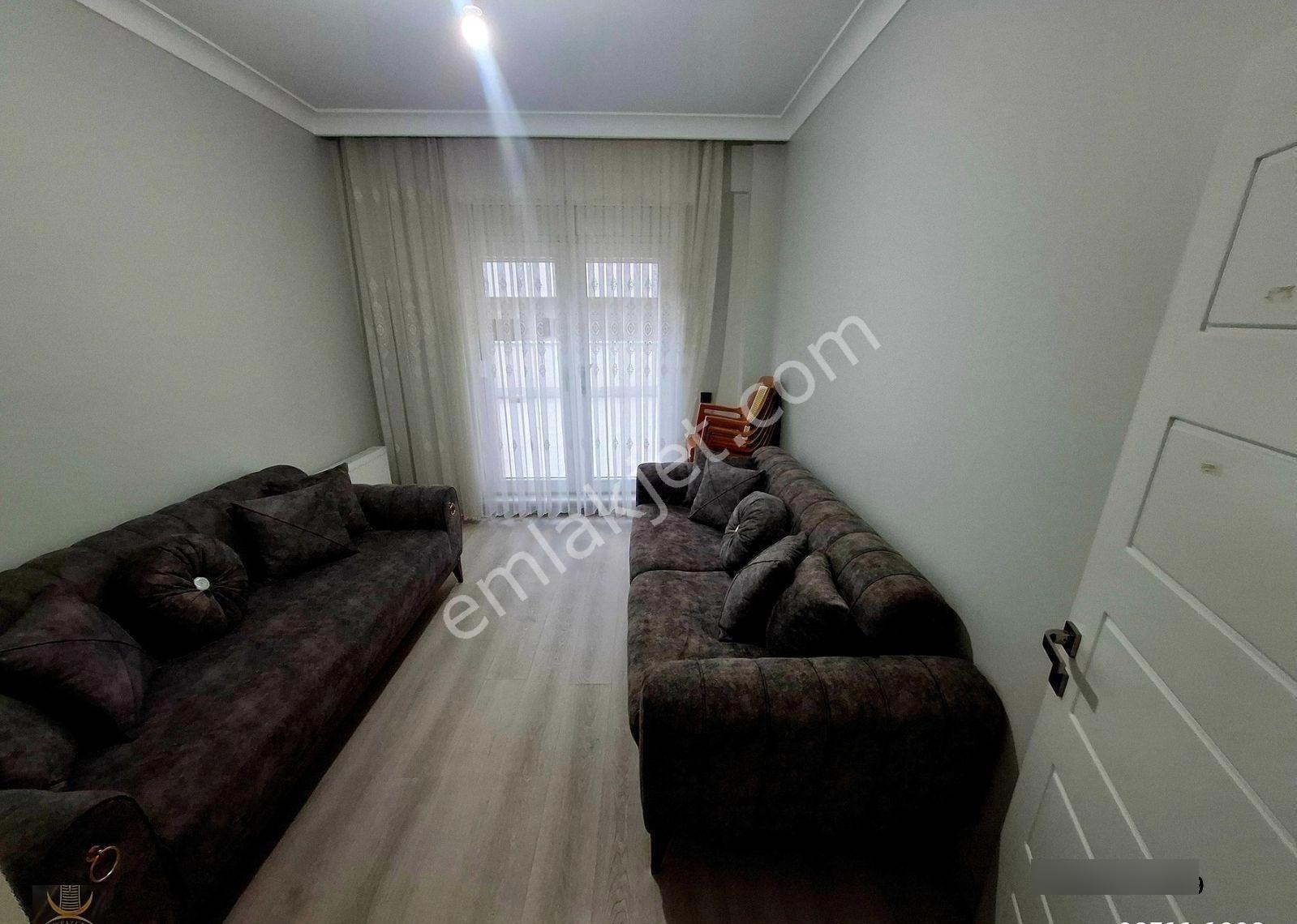 Poyraz Emlaktan Emek Mah.ertaş Caddesi Üzeri 3+1 200m2 Daire - Görsel 4