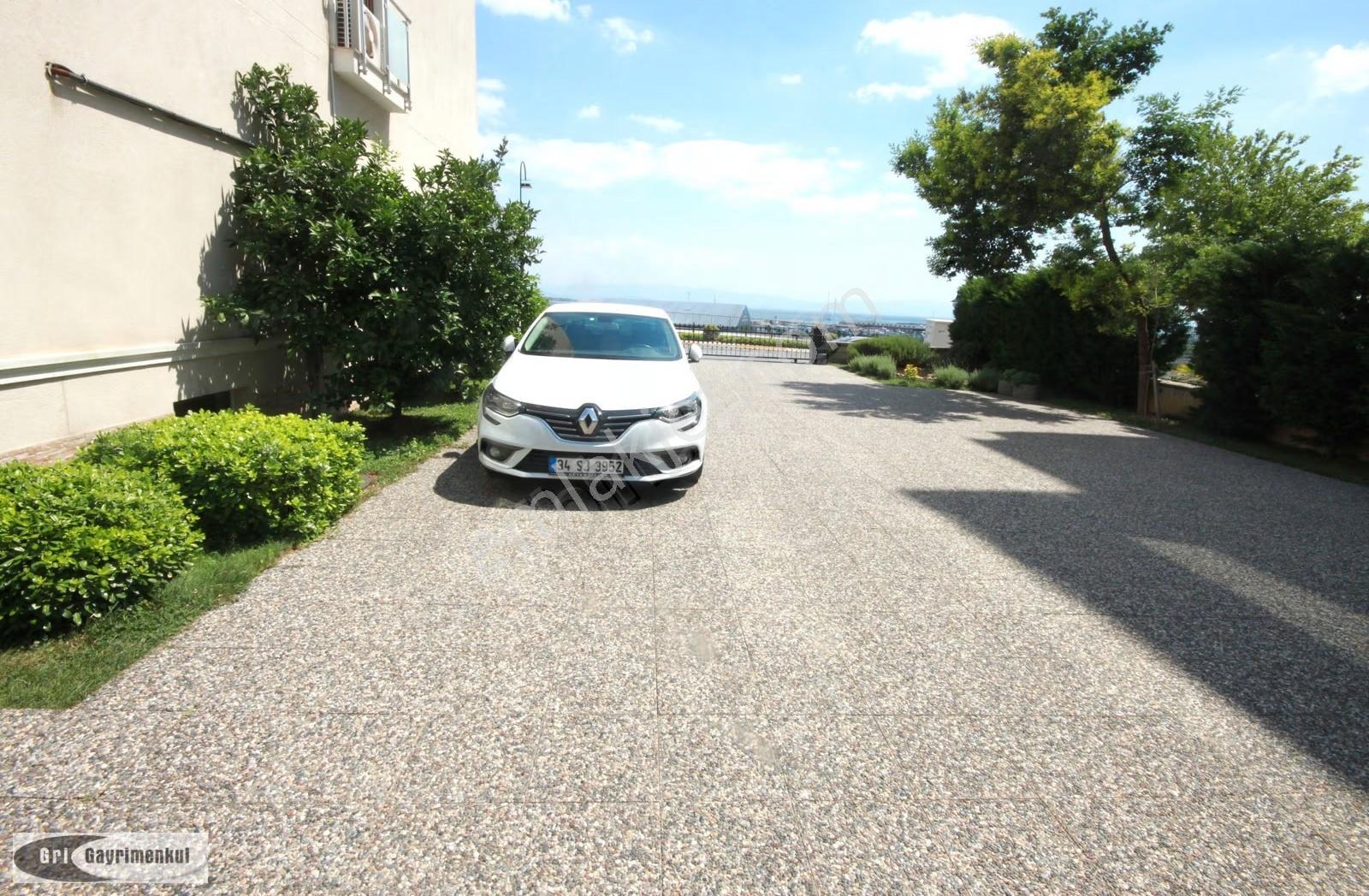 Tuzla Viaport Marina Karşısı Güzel Lokasyonda 2+1 Kiralık Ofis - Görsel 17
