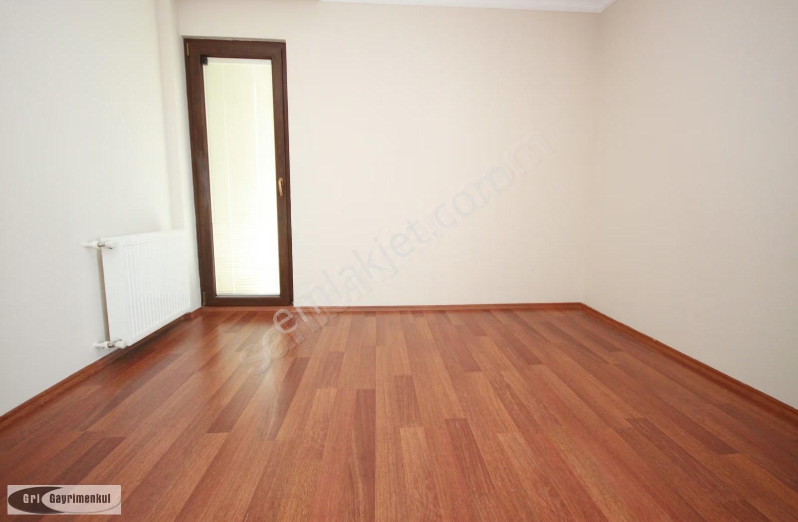 Tuzla Viaport Marina Karşısı Güzel Lokasyonda 2+1 Kiralık Ofis - Görsel 14