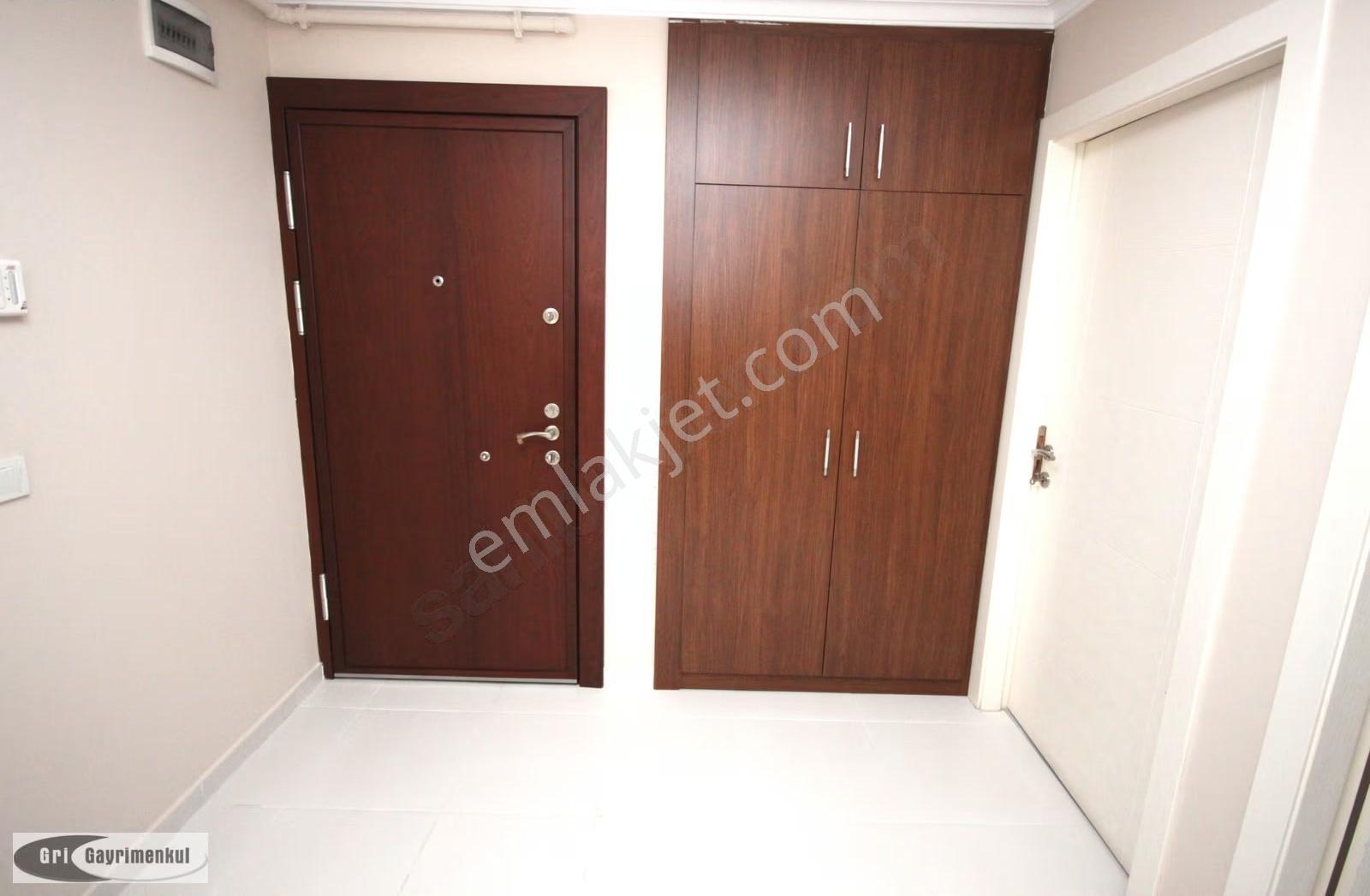 Tuzla Viaport Marina Karşısı Güzel Lokasyonda 2+1 Kiralık Ofis - Görsel 15