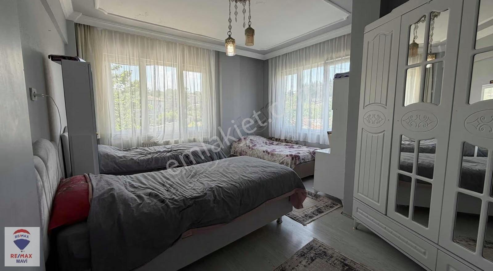 Remax Mavi'den Arifiye Neviye Komple Ticari + Konut Binası - Görsel 17