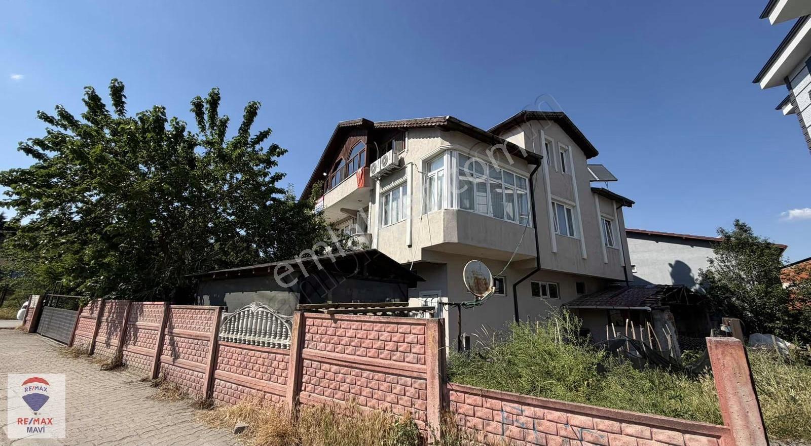 Remax Mavi'den Arifiye Neviye Komple Ticari + Konut Binası - Görsel 33