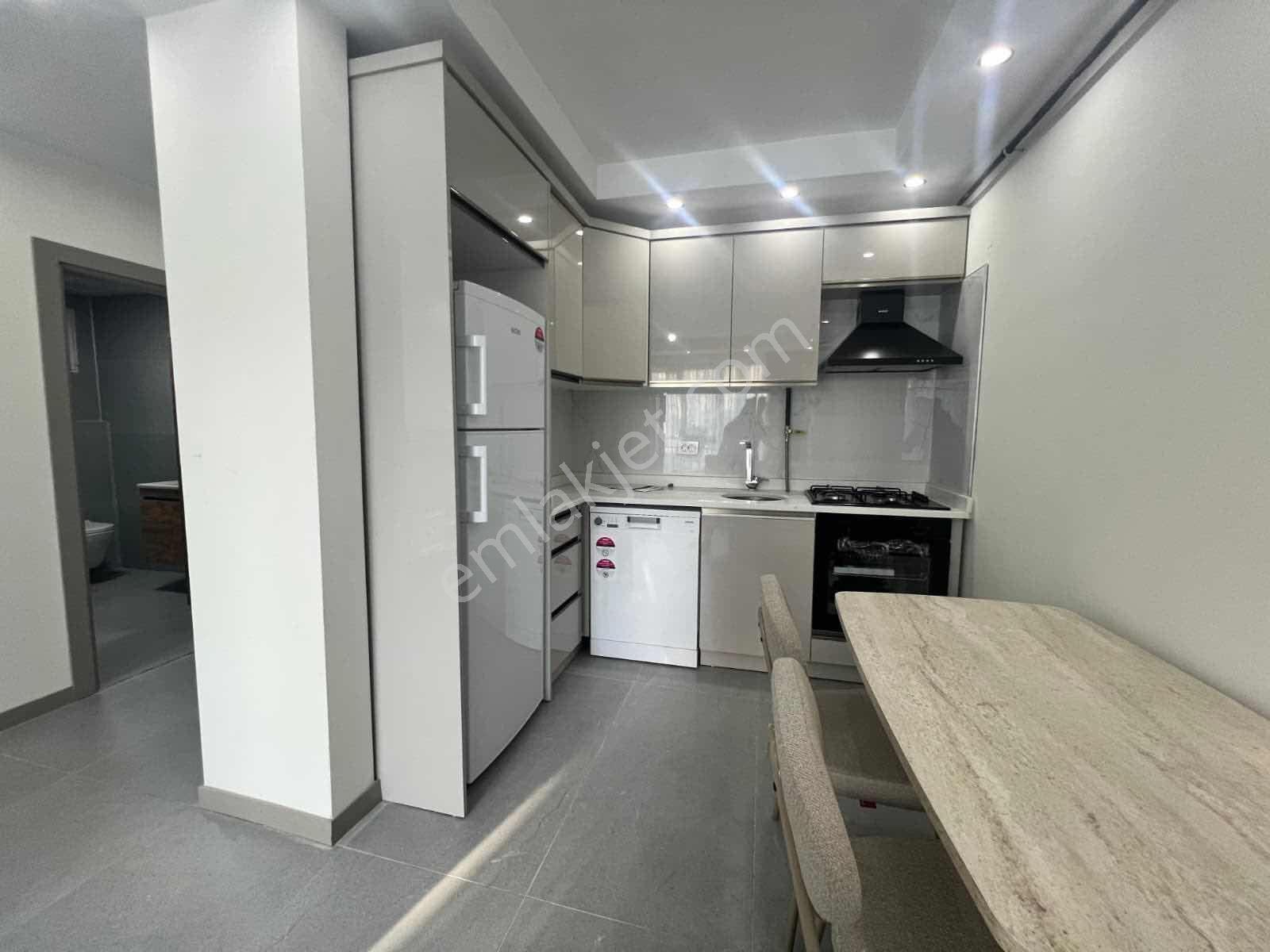 Çerkezköy Hastane Bölgesinde Merkezi Kiralık Eşyalı 1+1 Daireler - Görsel 12