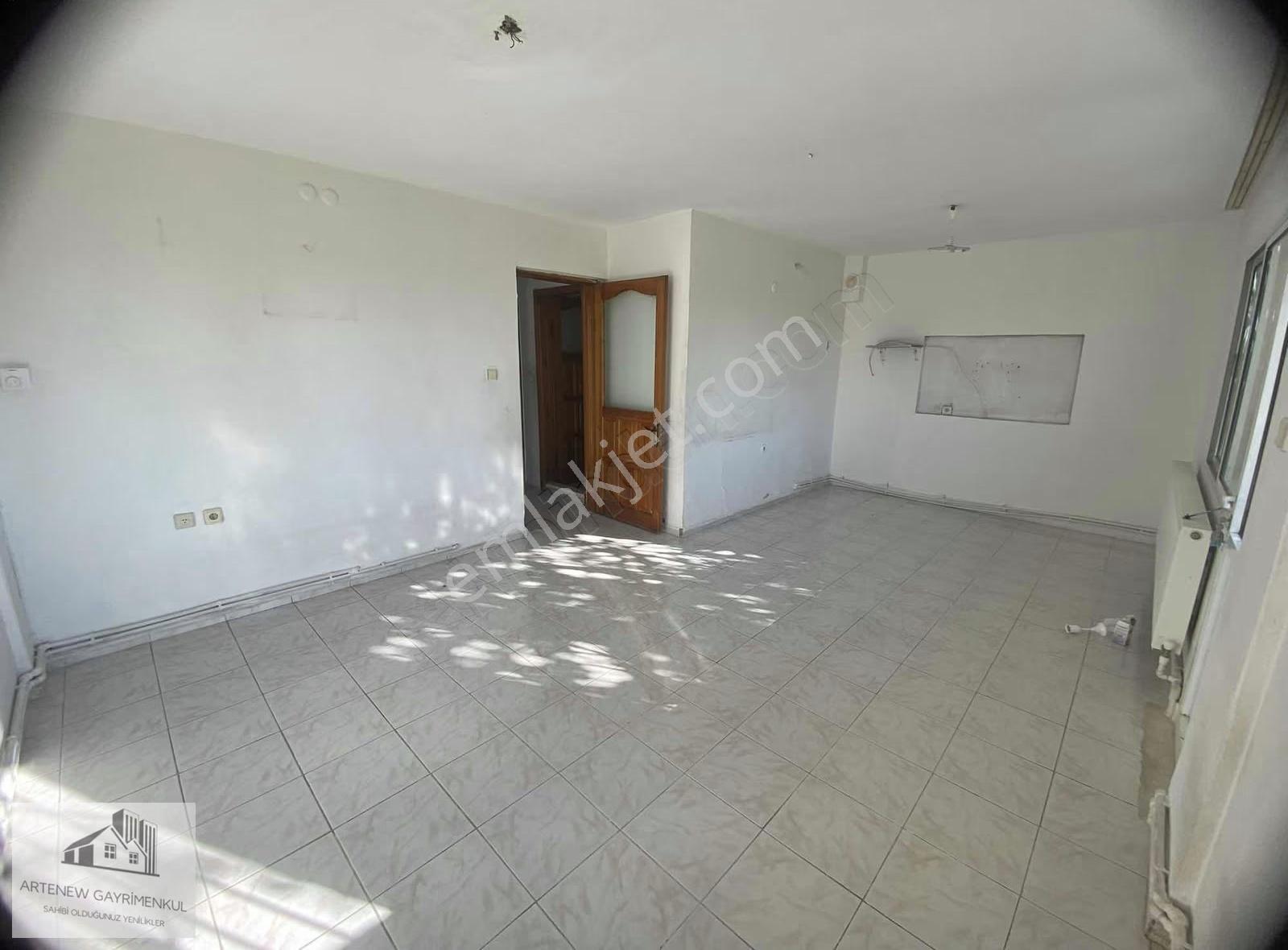 Aw'den 3+1 Doğalgazlı Bahçeli Demirkorkuluklu Kiralık - Görsel 14