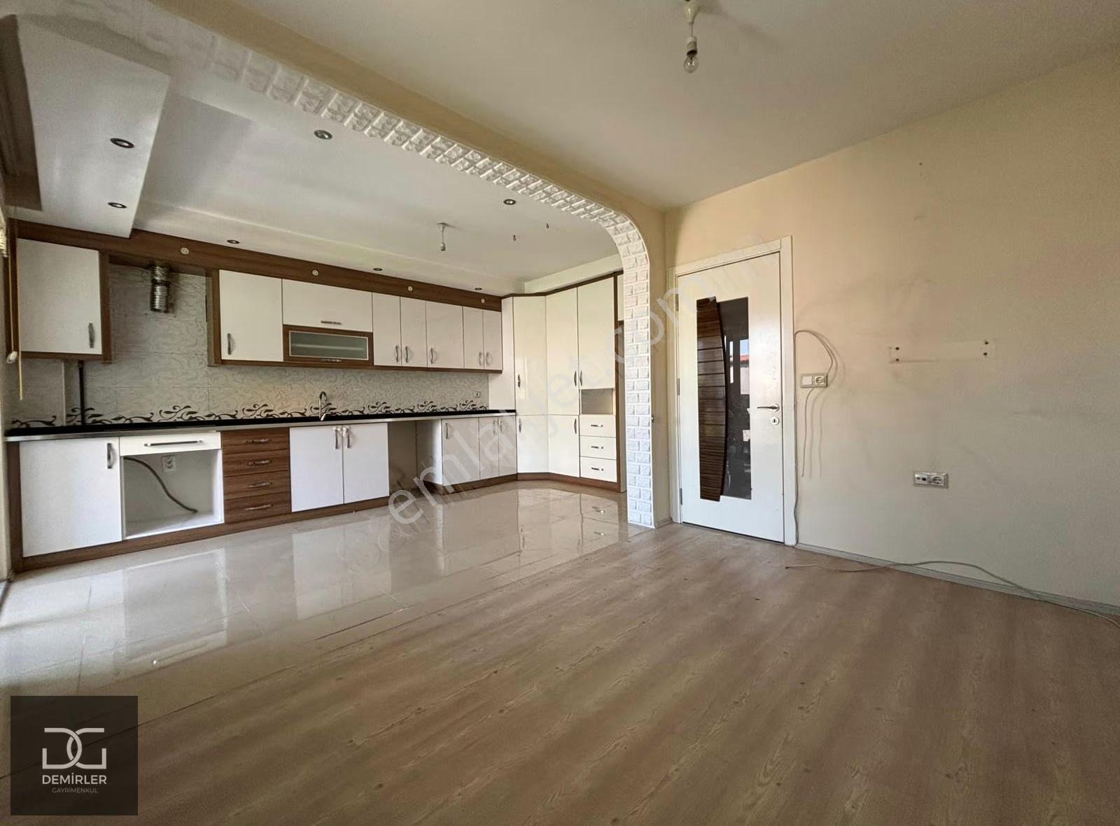 Demirler'den Akkonak'da Cam Balkonlu 2.5+1 Kiralık Daire - Görsel 7