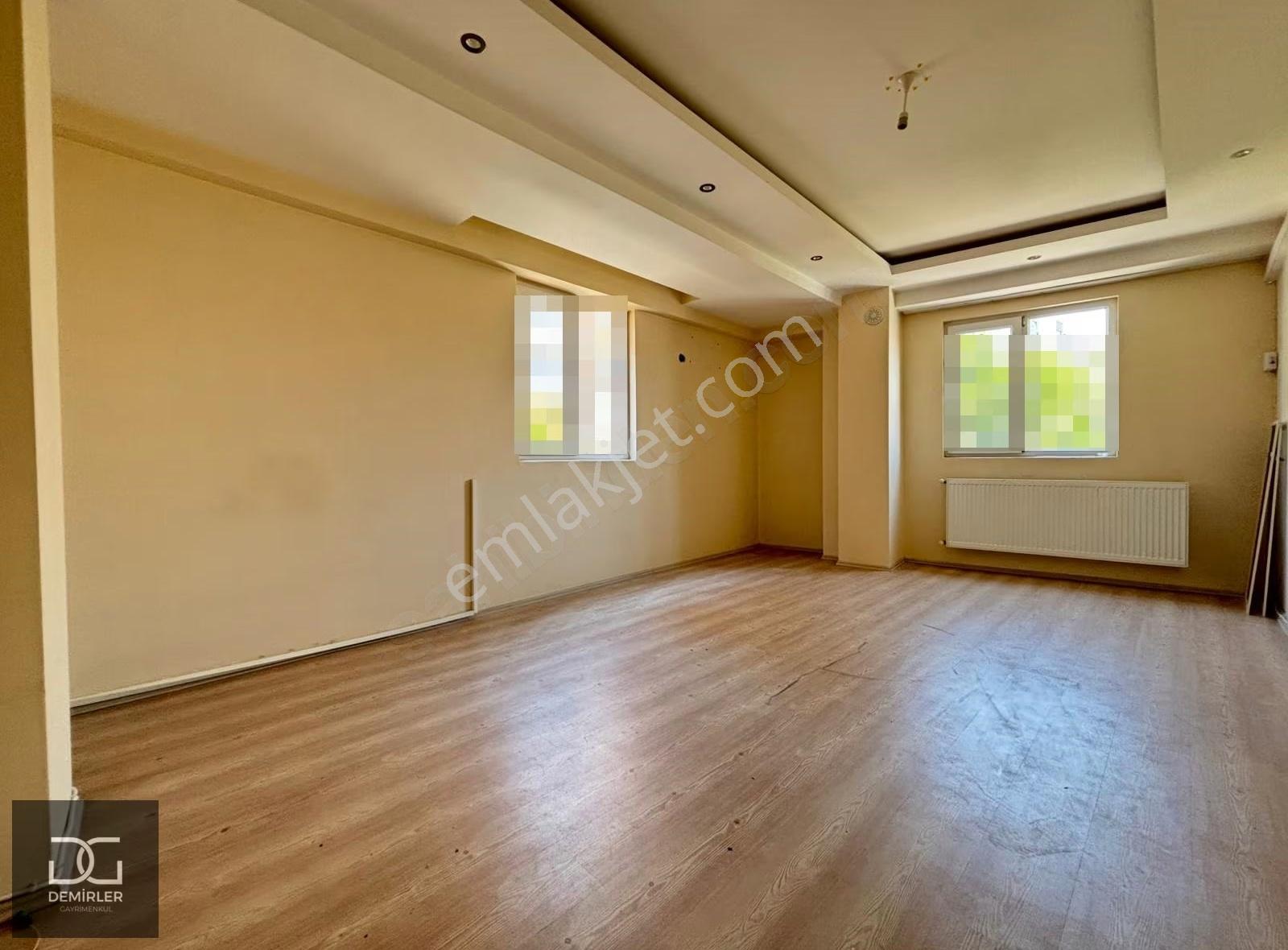 Demirler'den Akkonak'da Cam Balkonlu 2.5+1 Kiralık Daire - Görsel 19