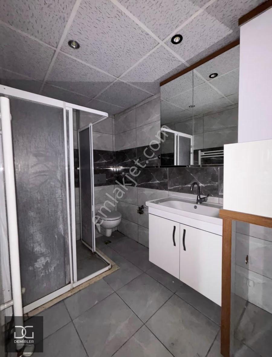 Demirler'den Akkonak'da Cam Balkonlu 2.5+1 Kiralık Daire - Görsel 15