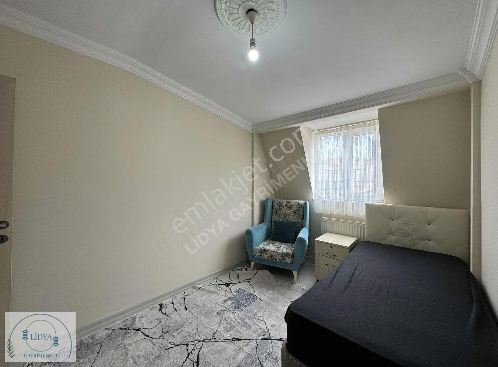 Kayışdağı'nda Eşyalı, Faturalar Dahil 1+1 Kiralık Daire - Görsel 7
