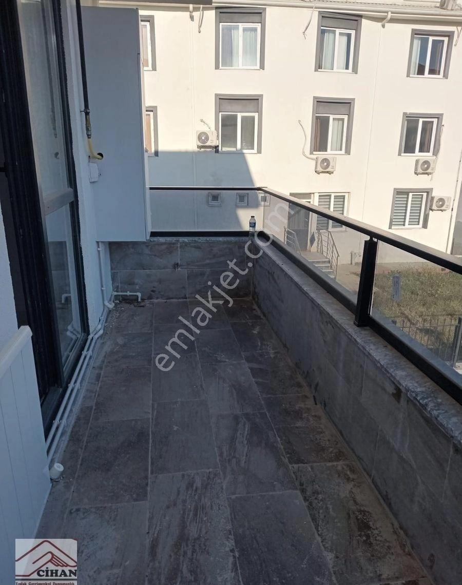 Havuz Manzaralı 2+1 Kiralık Daire Site İçinde Konforlu Yaşa - Görsel 15