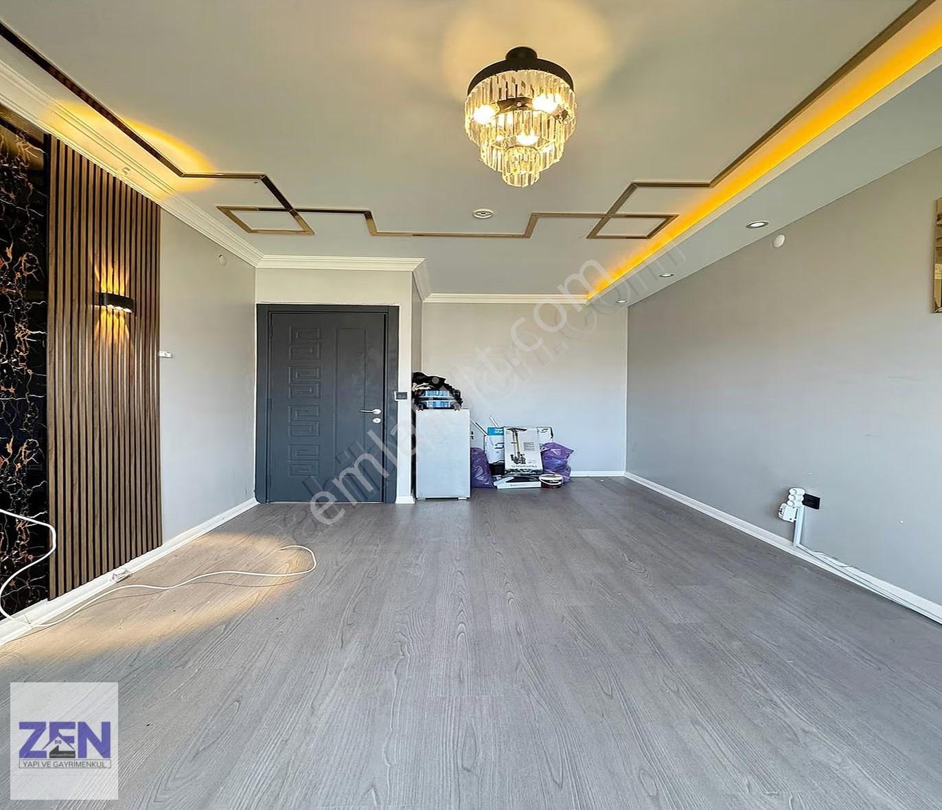 Site İçerisinde Full Konsept Lüks Tasarımlı 1+1 Satılık Daire - Görsel 13