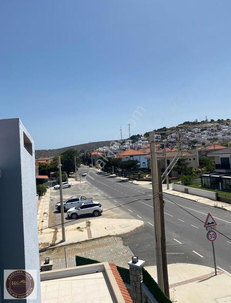 Çeşme Çiftlikköyde 3+1 Dubleks Müstakil Villa - Görsel 11