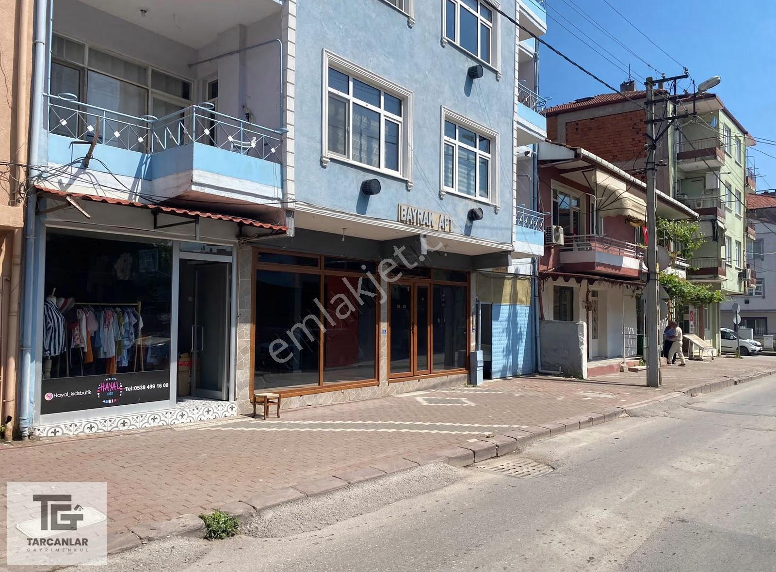 İşlek Caddede 38 M² Kiralık Dükkan Merkezi Konum Fırsat - Görsel 4