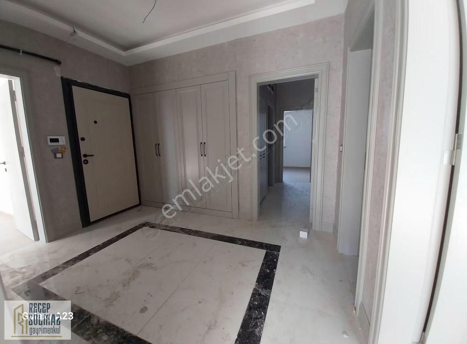Ahmet Özcan Cad. Satılık Site İçerisi 3+1 Ara Kat Daire Güney - Görsel 11