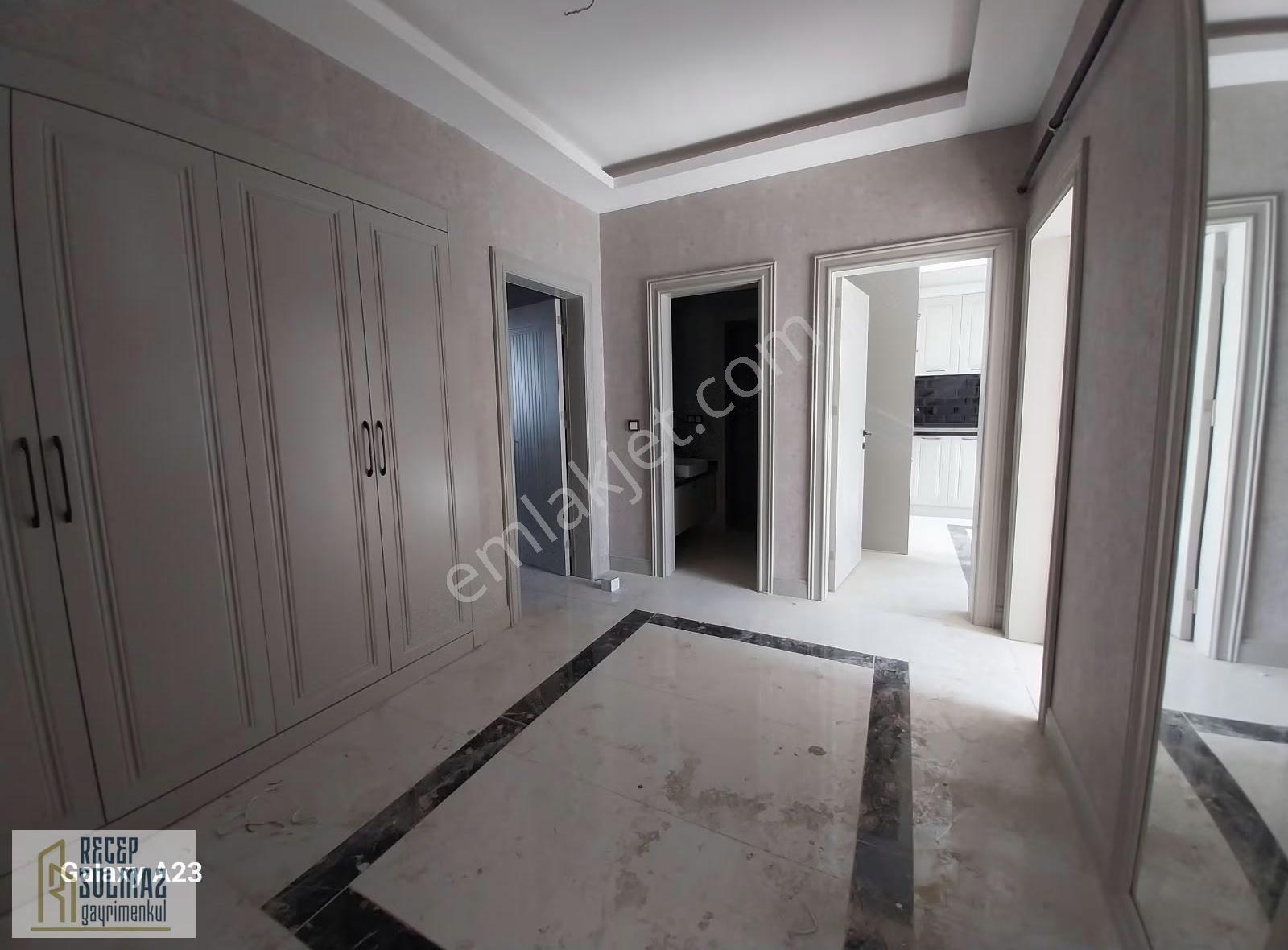 Ahmet Özcan Cad. Satılık Site İçerisi 3+1 Ara Kat Daire Güney - Görsel 12