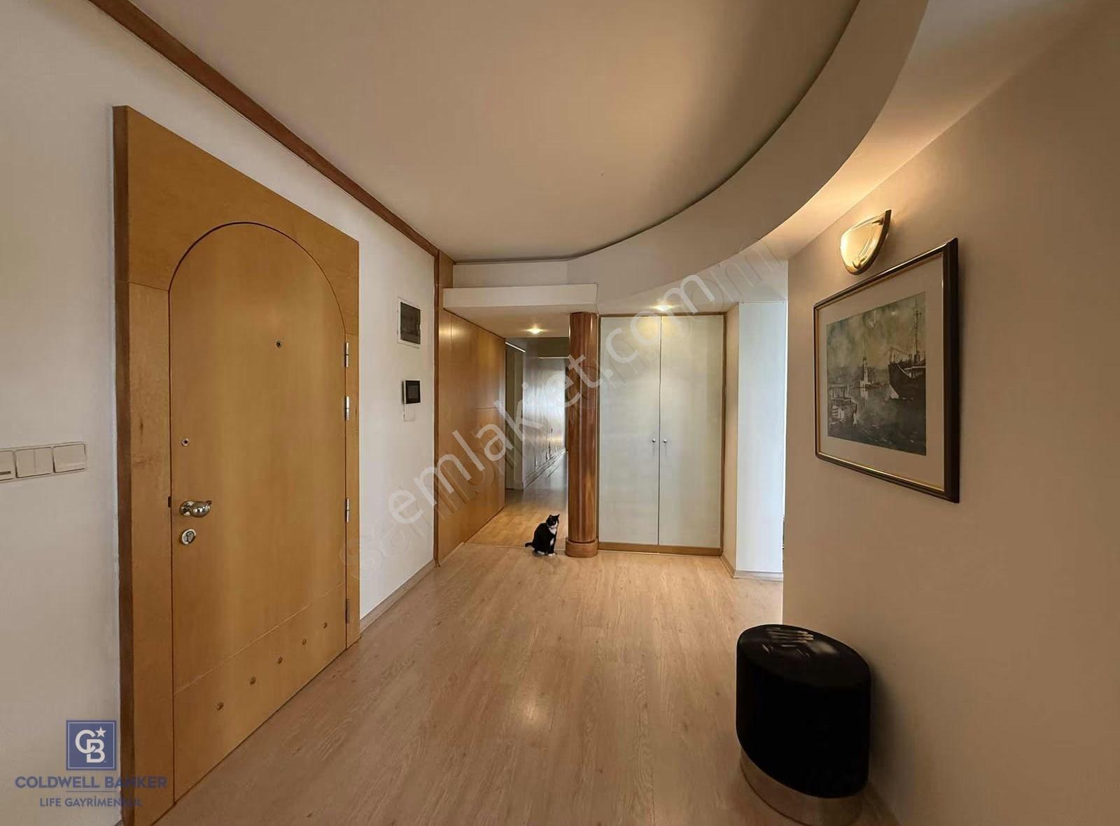 Bostanlı'nın Kalbinde 4+1 250 M2 Satılık Daire - Görsel 12