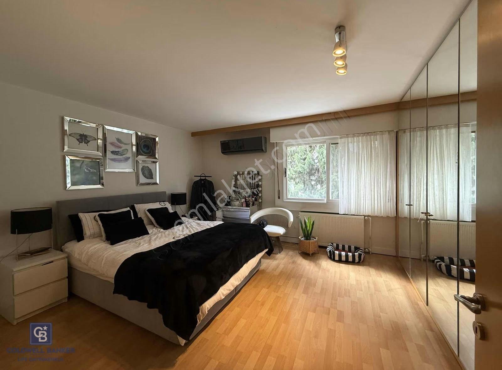 Bostanlı'nın Kalbinde 4+1 250 M2 Satılık Daire - Görsel 22