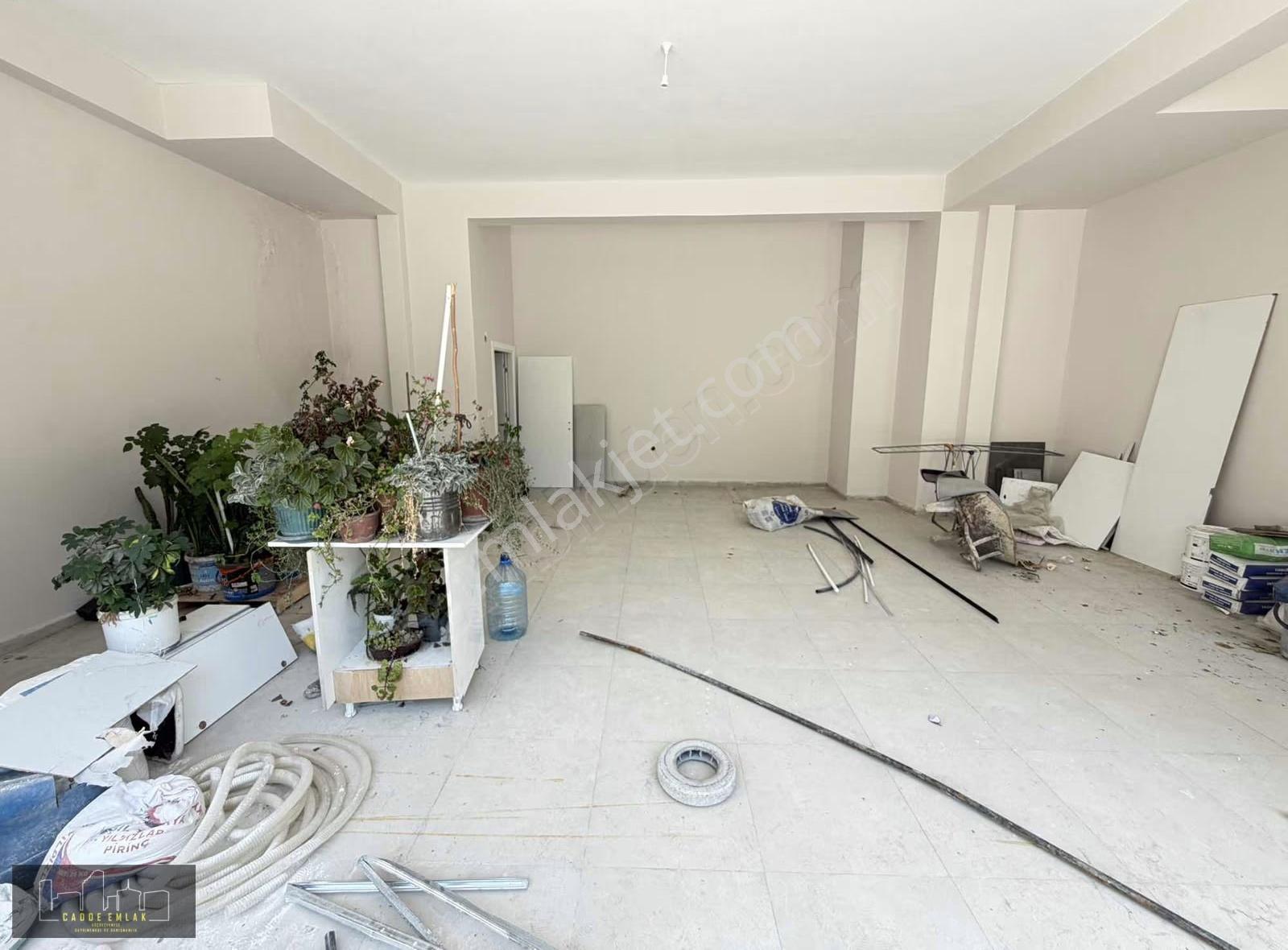 Cadde Emlak Sefaköy 100 M2 Merkezi Konumda Kiralık Dükkan - Görsel 7