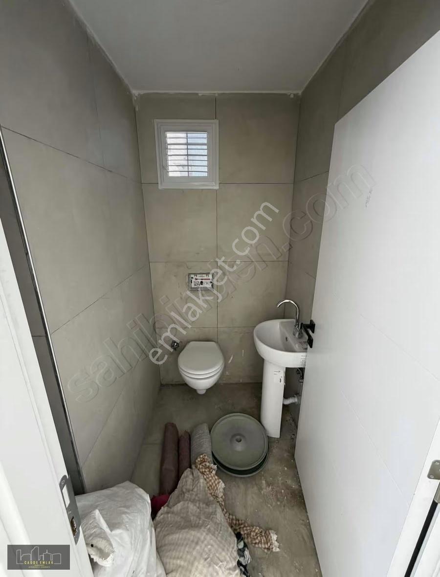 Cadde Emlak Sefaköy 100 M2 Merkezi Konumda Kiralık Dükkan - Görsel 9