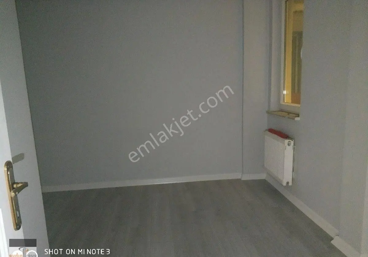 Perşembe Pazarı Mevki Kiralık 2+1 Asansörlü Balkonlu Yeni Boyalı Daire - Görsel 3