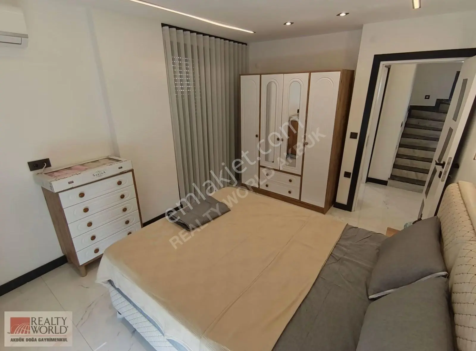 Akbük Merkezde Ful Eşyalı Satılık Lüks Villa - Görsel 2