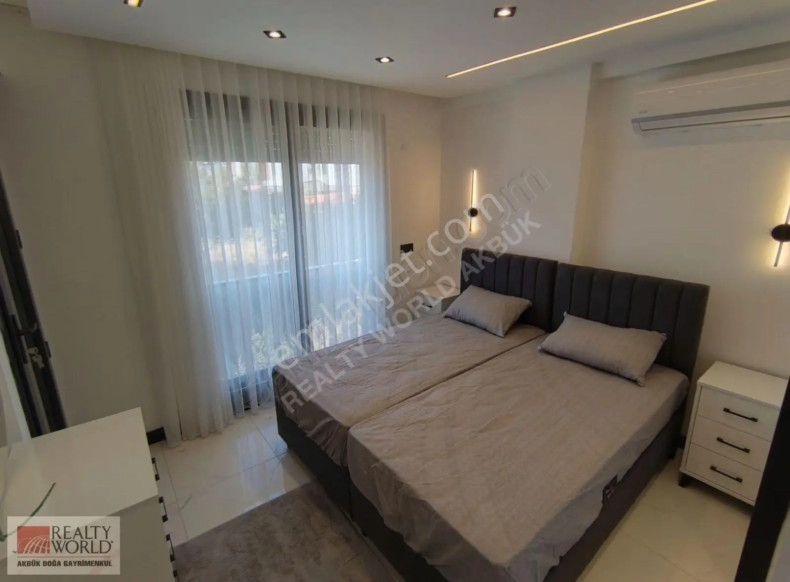 Akbük Merkezde Ful Eşyalı Satılık Lüks Villa - Görsel 3
