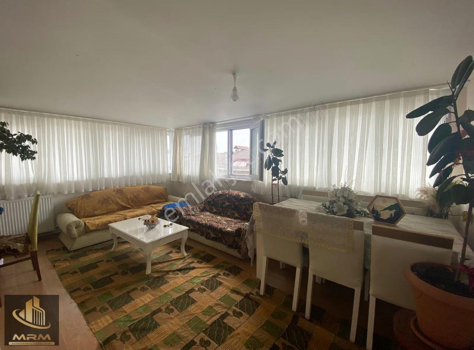 Mrm Gayrimenkul'den Eşyalı Kiralık Çatı Katı Daire - Görsel 3